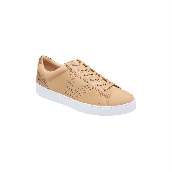 vionic honey sneaker